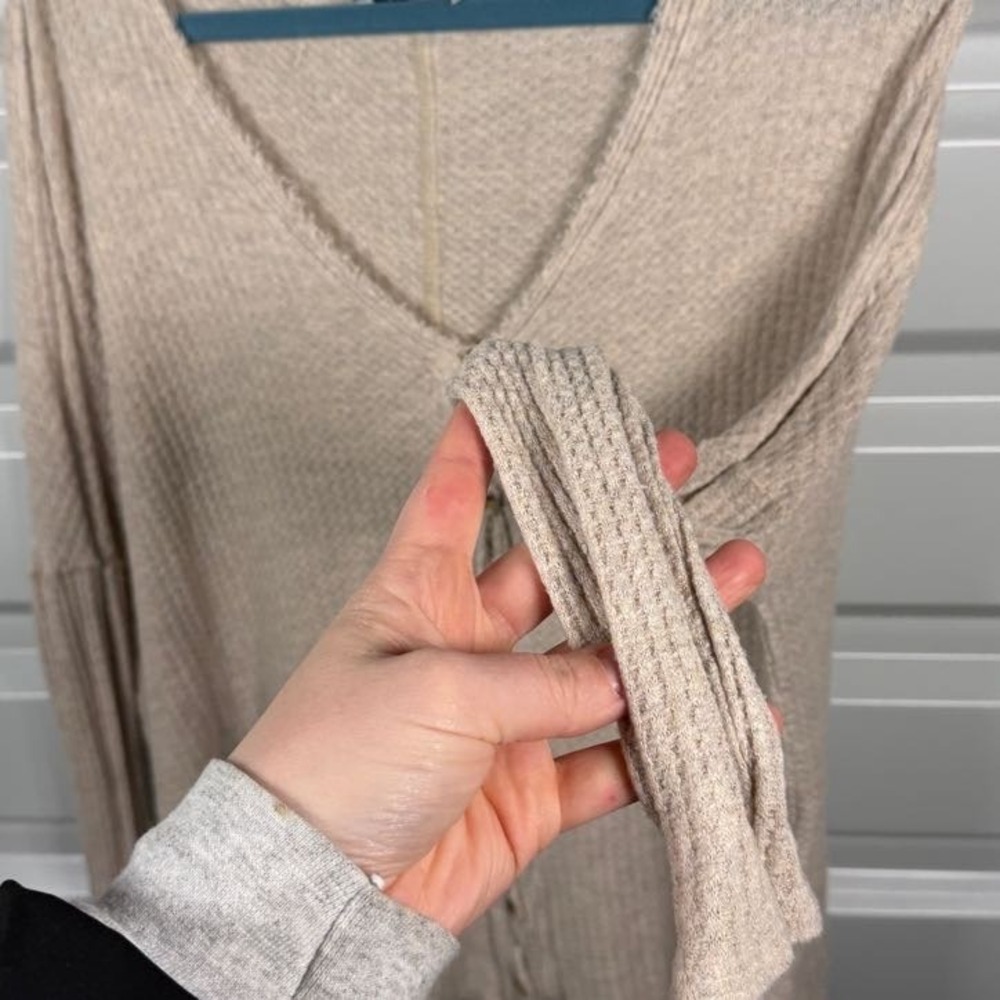 Out From Under Waffle Knit Button Front Thermal Top Oatmeal Beige Small - Picture 2 of 4